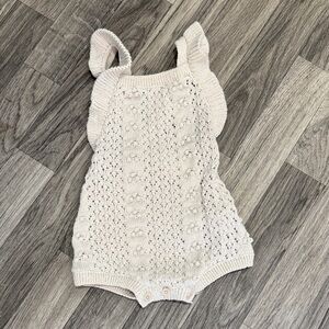 Zara Cream Knit Bodysuit for baby size 9-12 months